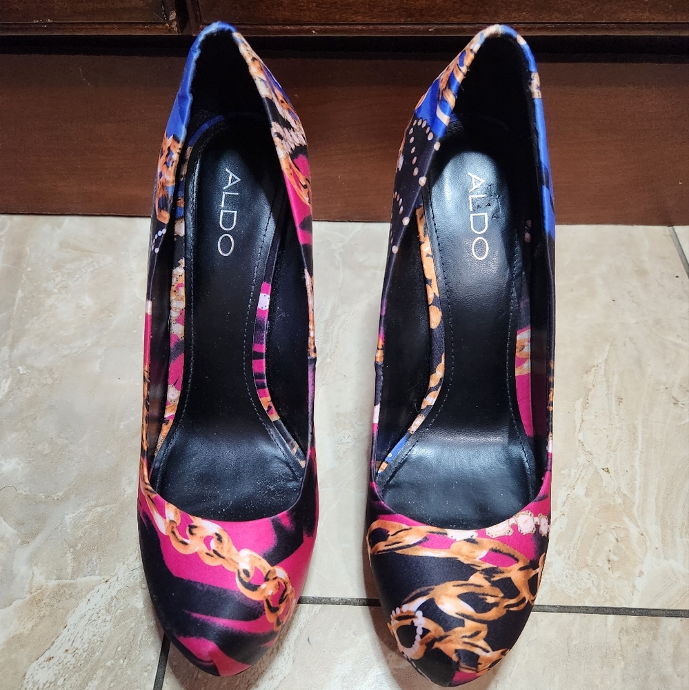 ALDO 〰️ Stunning Satin Multicolor Platform High Heels